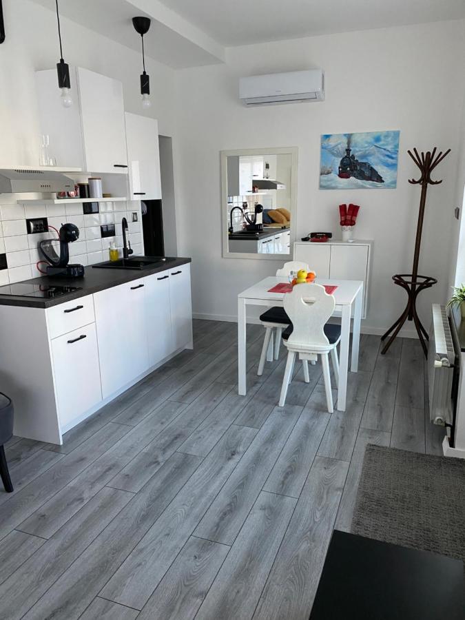 Studio Apartman Lora Lipik 外观 照片