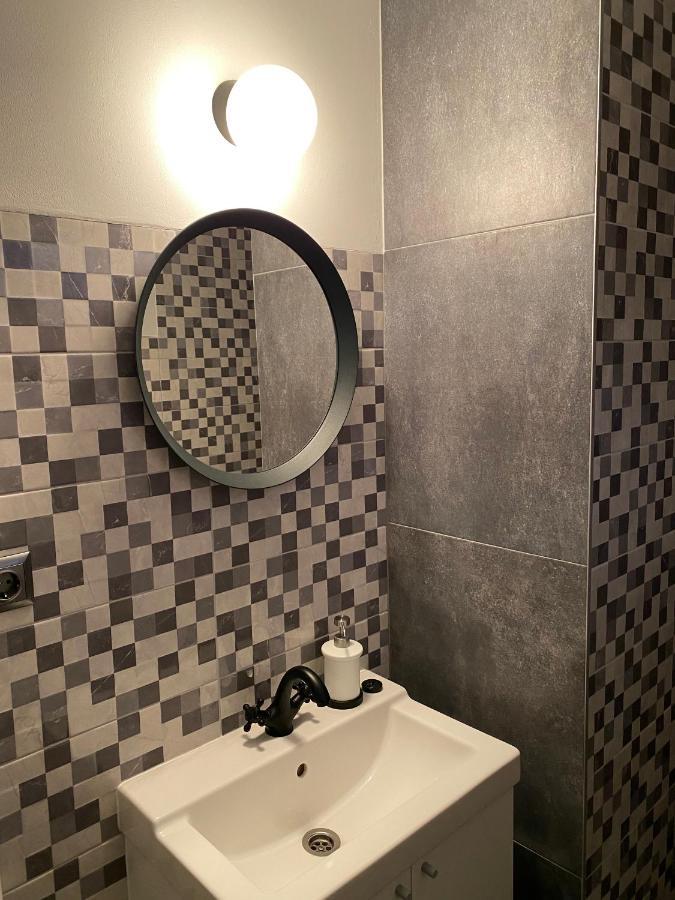 Studio Apartman Lora Lipik 外观 照片